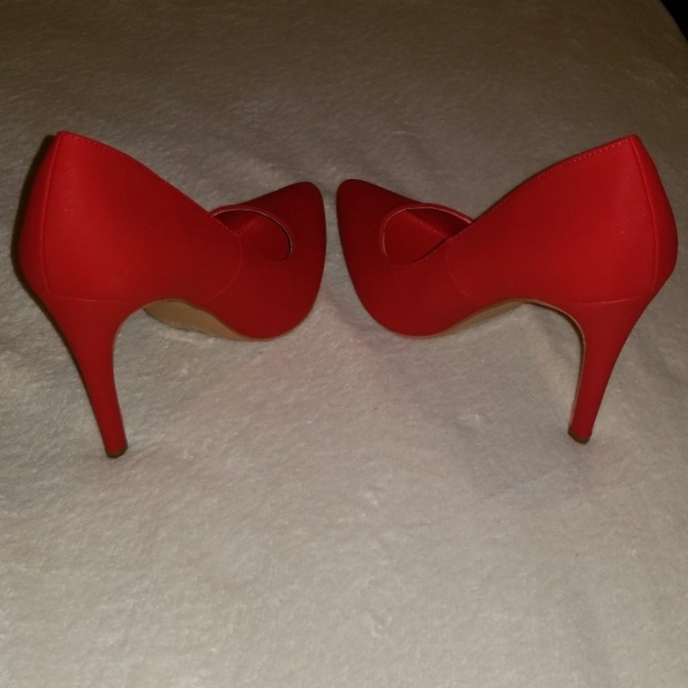 NWT Sexy Glaze Red Heels - Picture 4 of 5